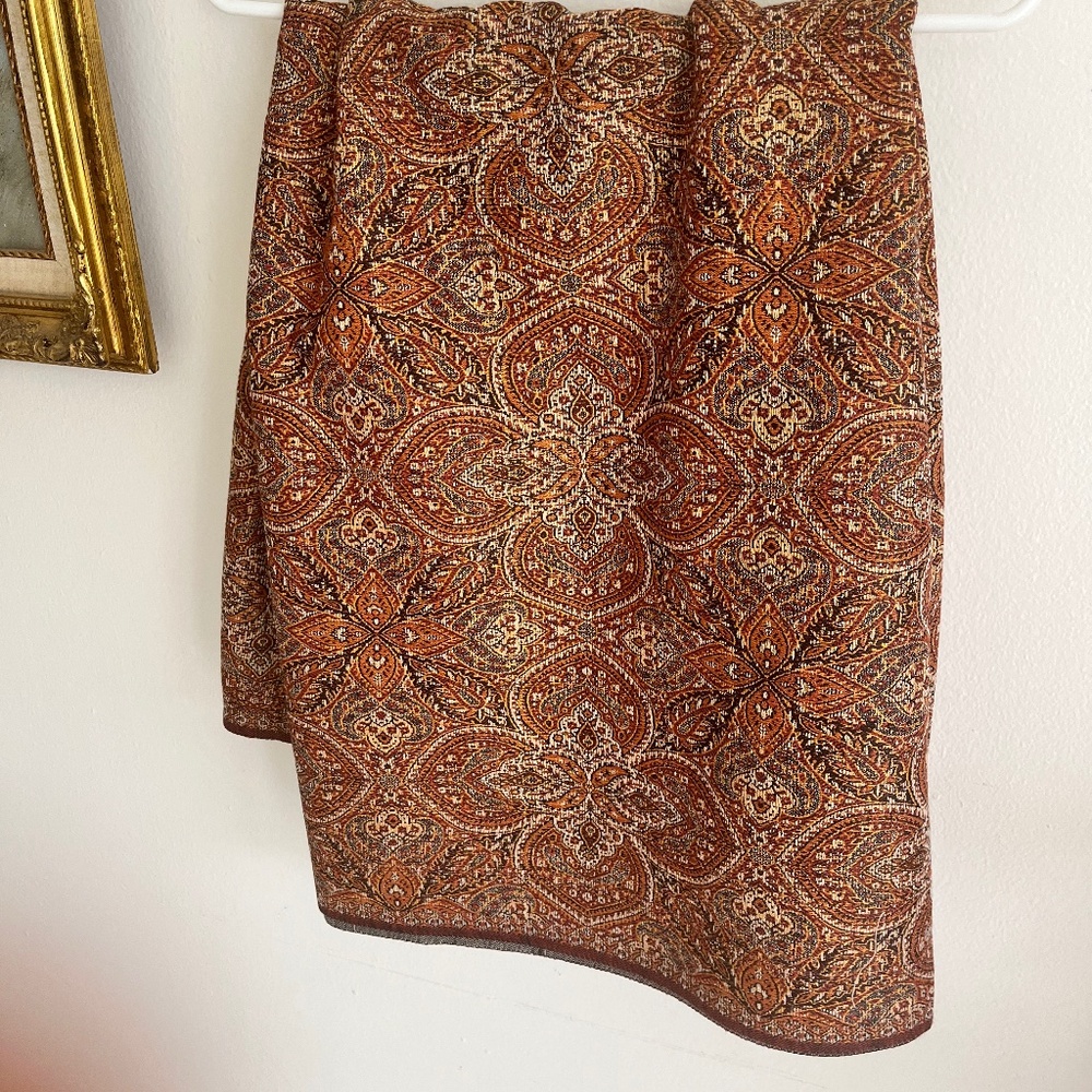 Kashmire jaquared shawl